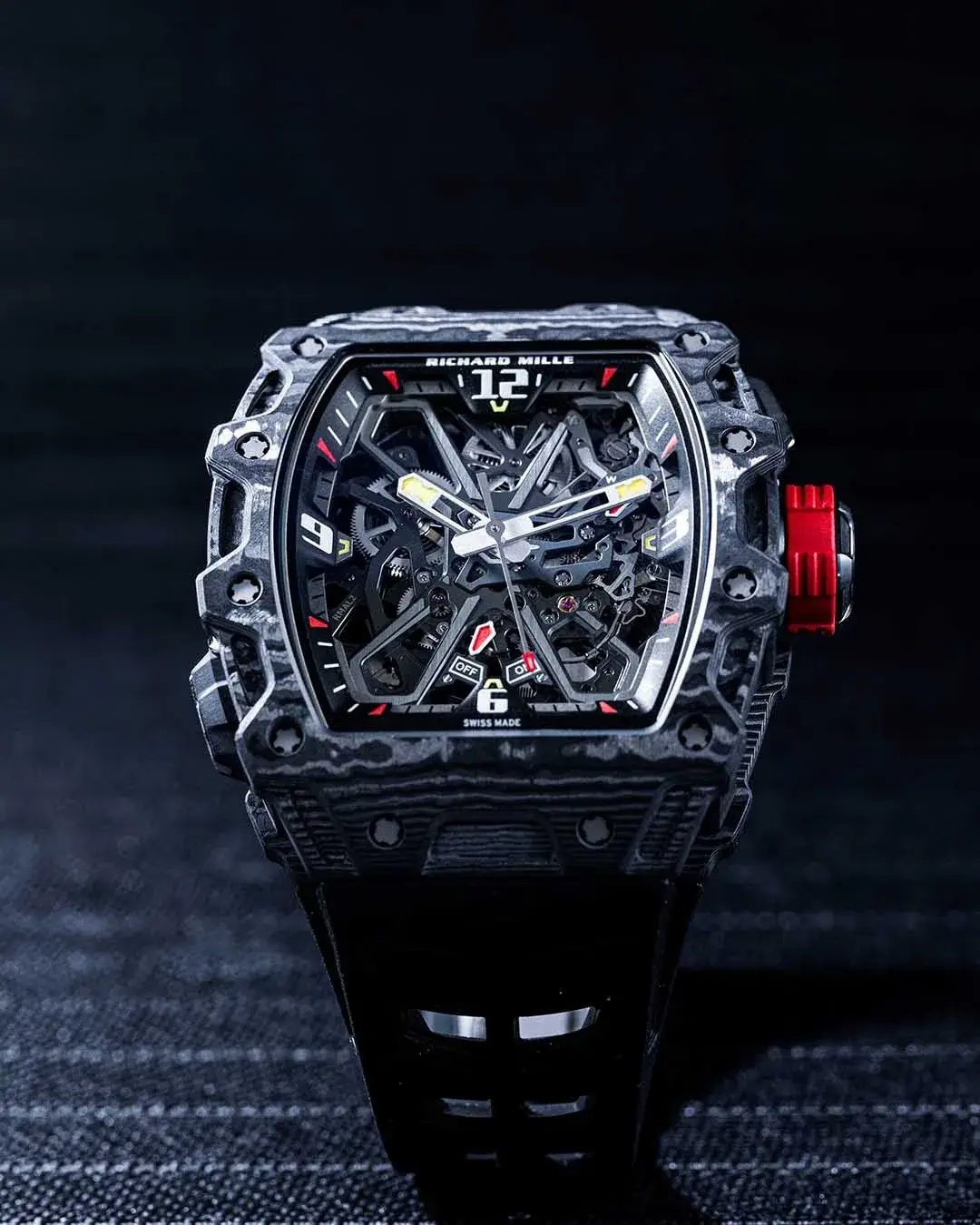 CarbonTPT®是眾多RM款式的特別版錶殼:RM35-03 Black Carbon