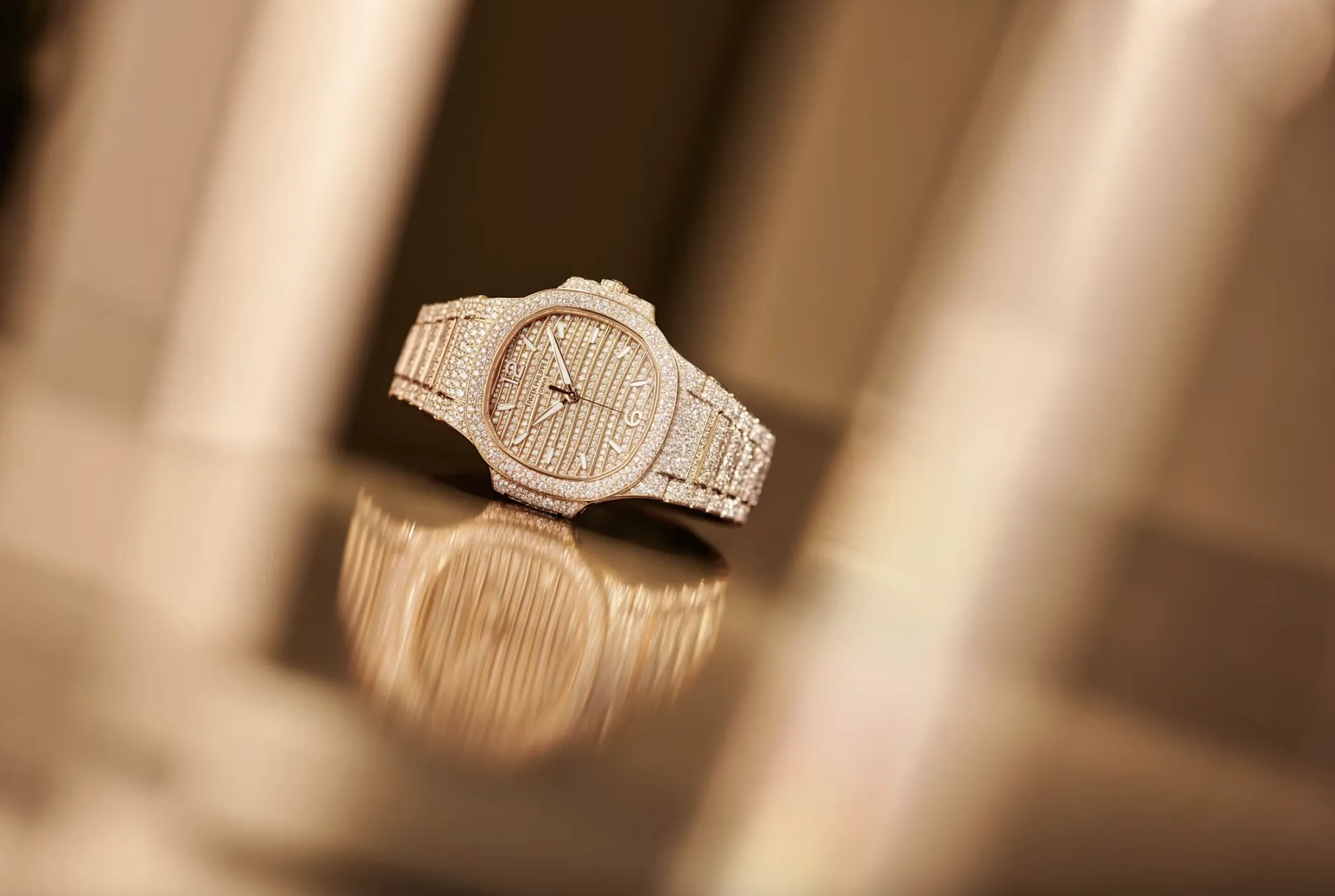 【深度分析】盤點 8 款 Patek Philippe 寶石鑲嵌腕錶