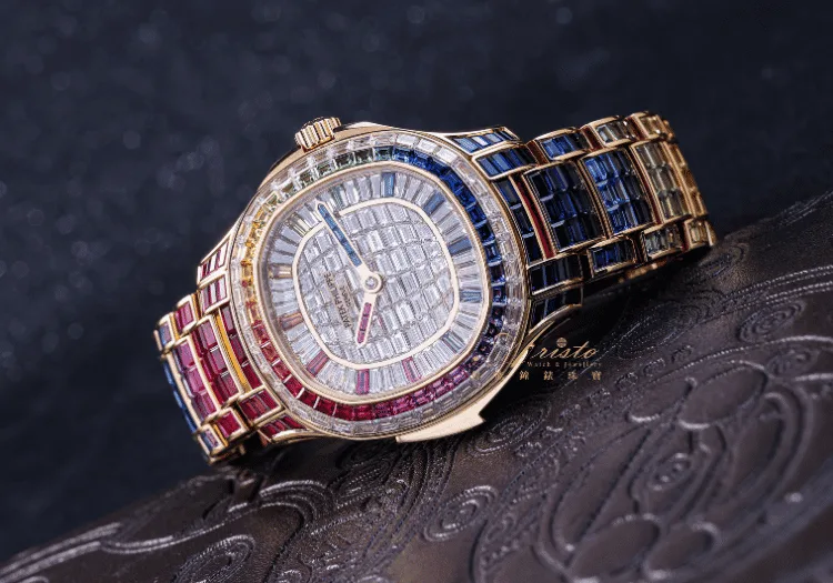 稀有 Patek Philippe Aquanaut Luce Rainbow Minute Repeater Haute Joaillerie Ref. 5260/1455R-001 稀有 Patek Philippe Aquanaut Luce Rainbow Minute Repeater Haute Joaillerie Ref. 5260/1455R-001